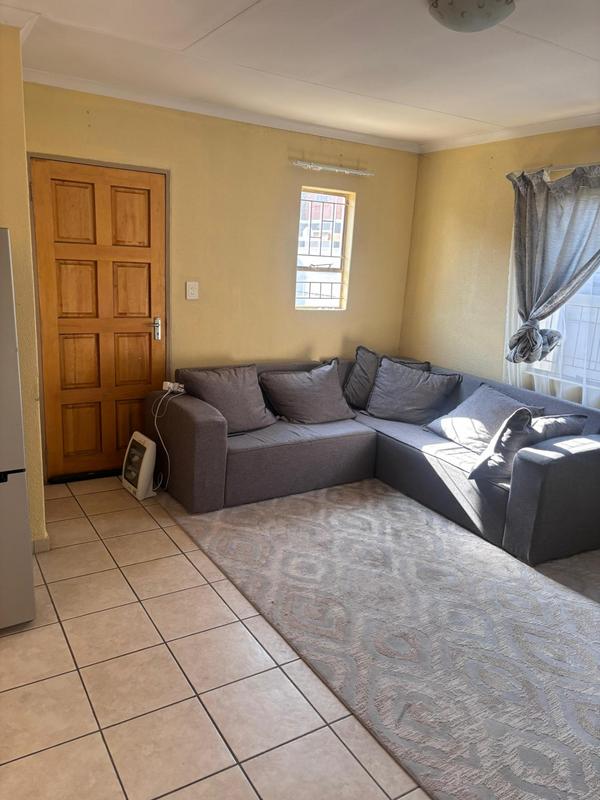 2 Bedroom Property for Sale in Albertsdal Gauteng