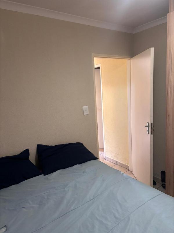 2 Bedroom Property for Sale in Albertsdal Gauteng