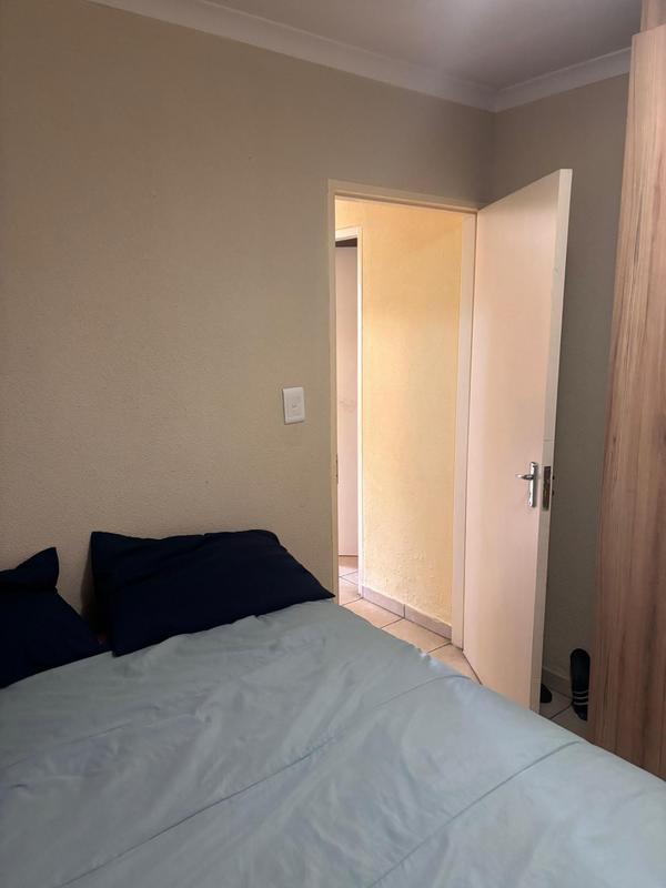 2 Bedroom Property for Sale in Albertsdal Gauteng