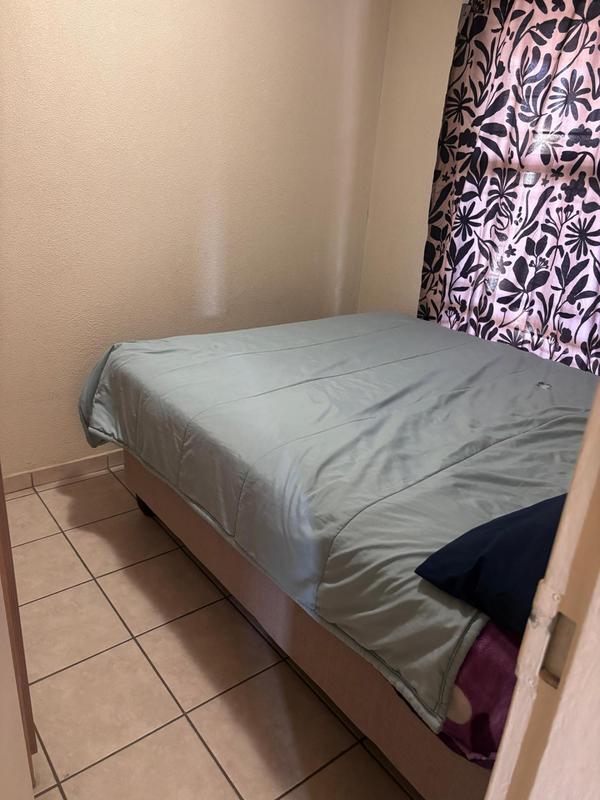 2 Bedroom Property for Sale in Albertsdal Gauteng