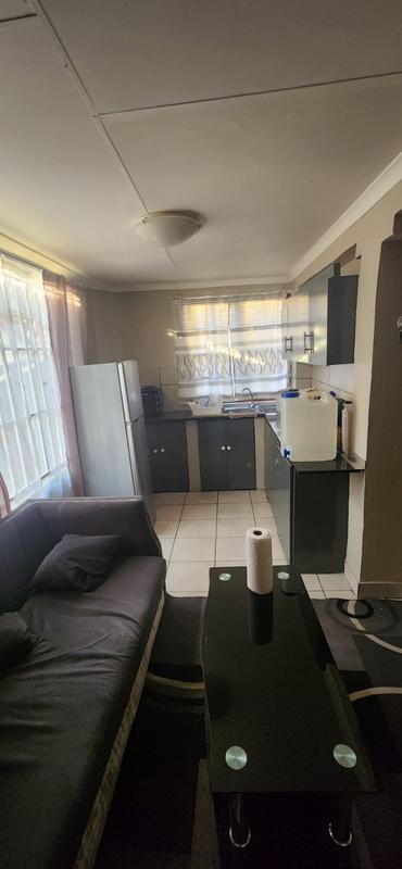 1 Bedroom Property for Sale in Robindale Gauteng