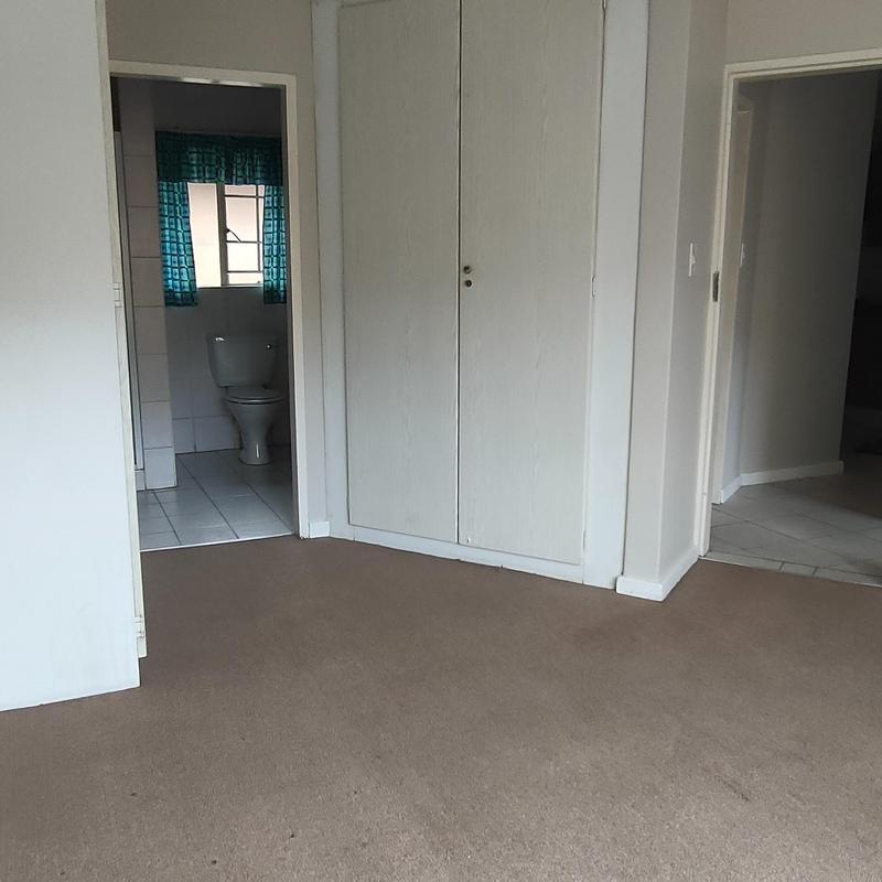 To Let 2 Bedroom Property for Rent in Eldoraigne Gauteng