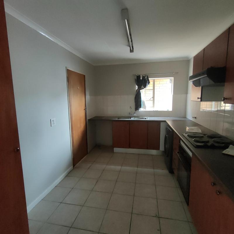 To Let 2 Bedroom Property for Rent in Eldoraigne Gauteng