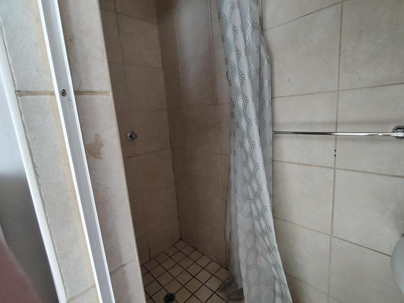 To Let 1 Bedroom Property for Rent in Lyttelton Gauteng