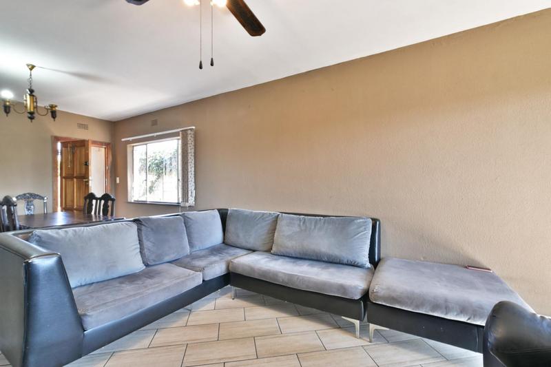 5 Bedroom Property for Sale in Tulisa Park Gauteng