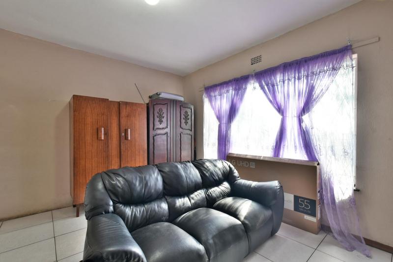 5 Bedroom Property for Sale in Tulisa Park Gauteng