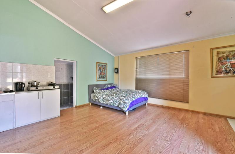 6 Bedroom Property for Sale in Weltevreden Park Gauteng