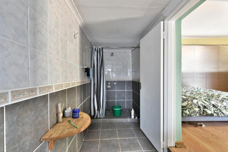6 Bedroom Property for Sale in Weltevreden Park Gauteng