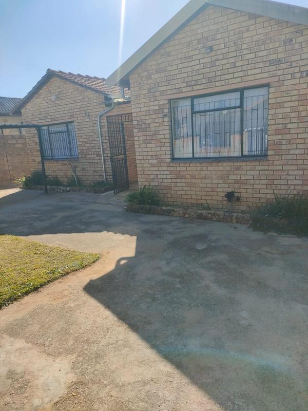 3 Bedroom Property for Sale in Ennerdale Gauteng