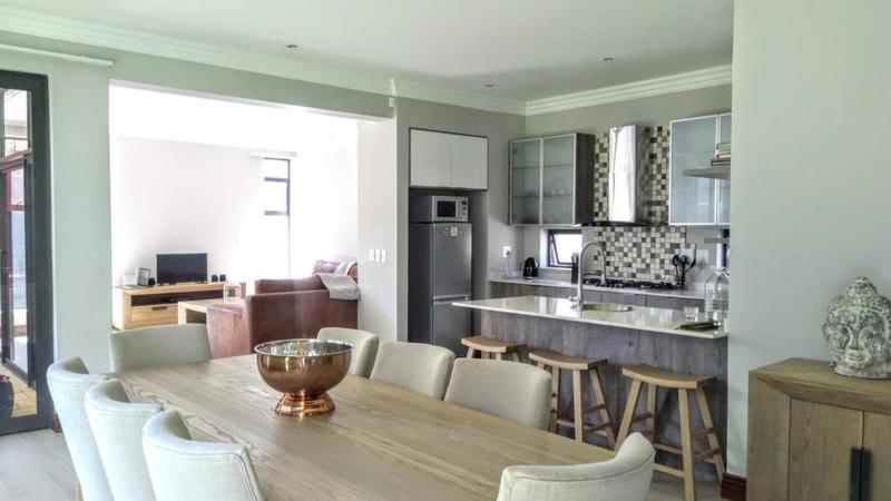 To Let 4 Bedroom Property for Rent in Waterkloof A H Gauteng