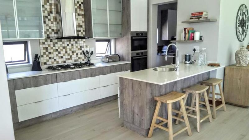 To Let 4 Bedroom Property for Rent in Waterkloof A H Gauteng