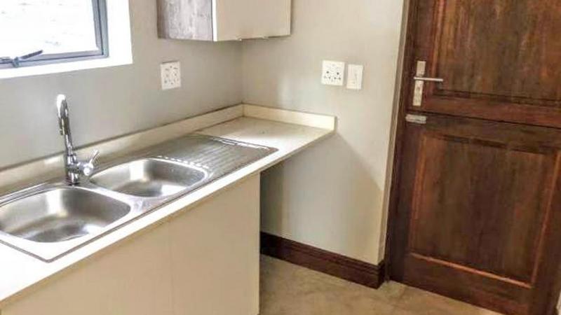 To Let 4 Bedroom Property for Rent in Waterkloof A H Gauteng