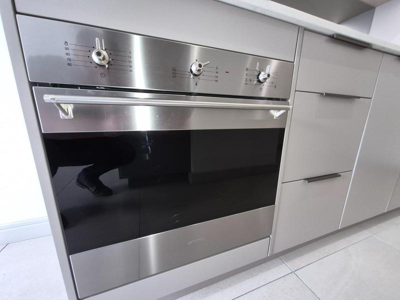 To Let 1 Bedroom Property for Rent in Rosebank Gauteng