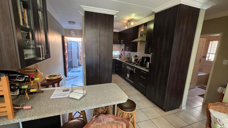 2 Bedroom Property for Sale in Doornpoort Gauteng
