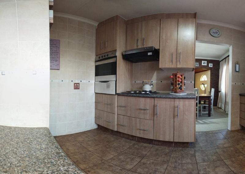 3 Bedroom Property for Sale in Brackenhurst Gauteng