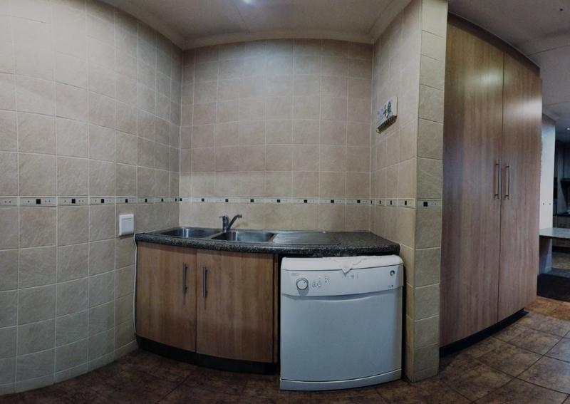 3 Bedroom Property for Sale in Brackenhurst Gauteng