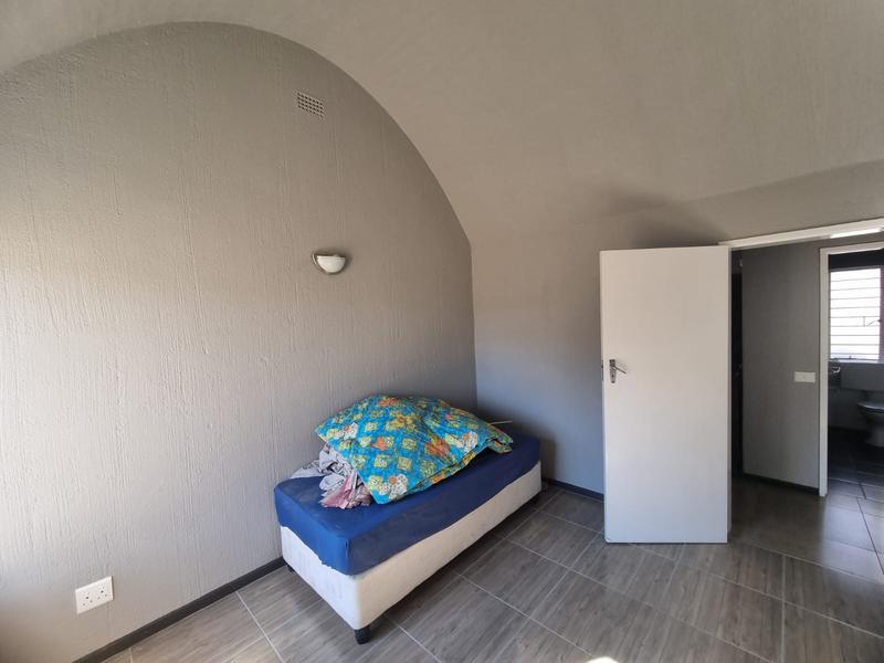 4 Bedroom Property for Sale in Mayberry Park Gauteng