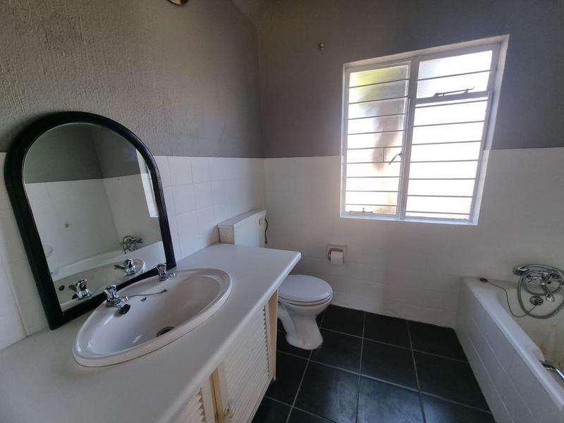 4 Bedroom Property for Sale in Mayberry Park Gauteng