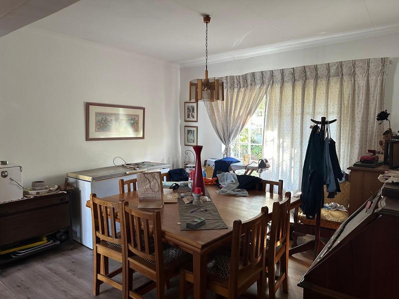 To Let 4 Bedroom Property for Rent in Faerie Glen Gauteng