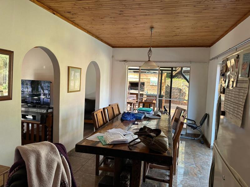To Let 4 Bedroom Property for Rent in Faerie Glen Gauteng