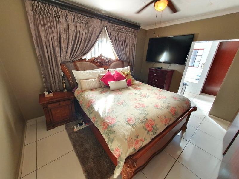 0 Bedroom Property for Sale in Sinoville Gauteng