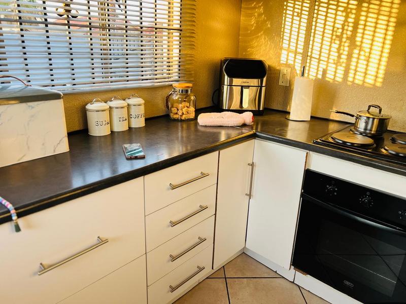 To Let 3 Bedroom Property for Rent in Ormonde View Gauteng