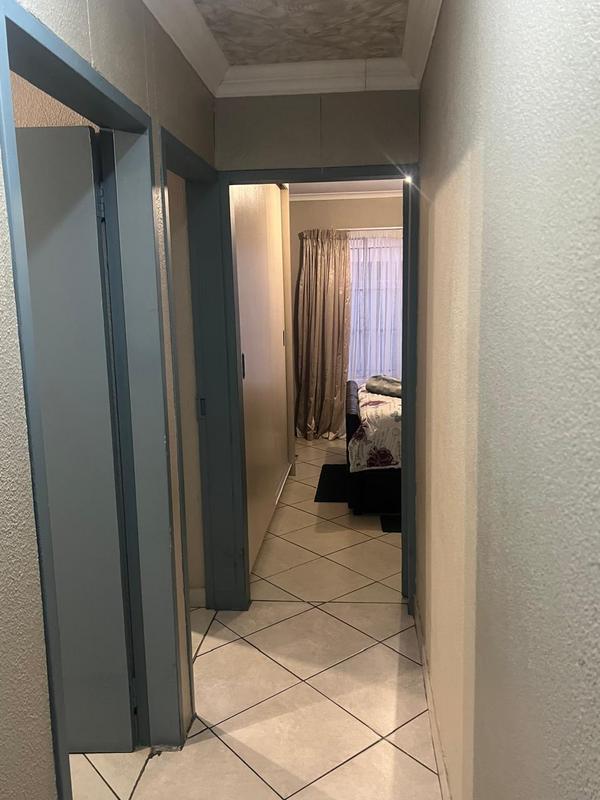 To Let 3 Bedroom Property for Rent in Ormonde View Gauteng