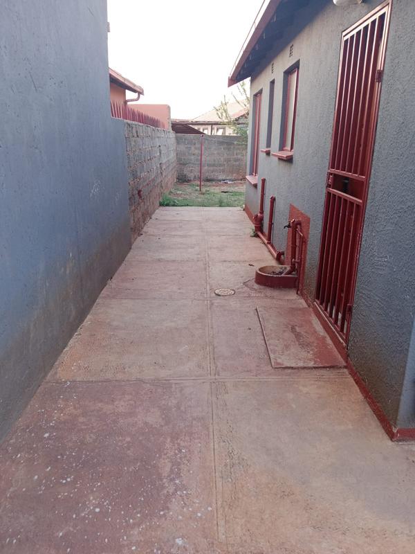 To Let 2 Bedroom Property for Rent in Dawn Park Gauteng