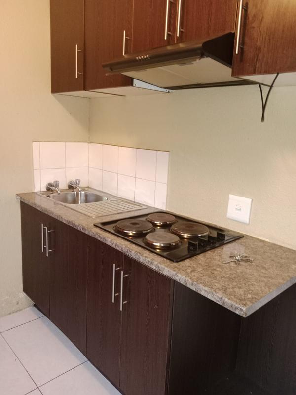 To Let 2 Bedroom Property for Rent in Dawn Park Gauteng
