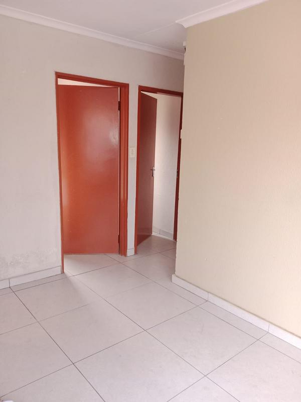 To Let 2 Bedroom Property for Rent in Dawn Park Gauteng