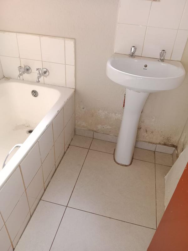 To Let 2 Bedroom Property for Rent in Dawn Park Gauteng