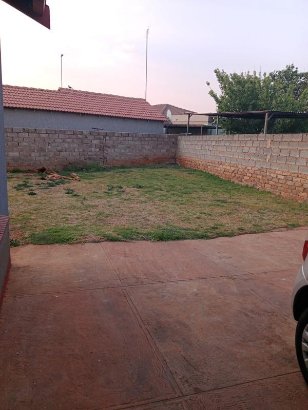 To Let 2 Bedroom Property for Rent in Dawn Park Gauteng