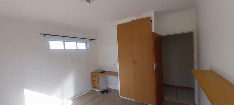 5 Bedroom Property for Sale in Wychwood Gauteng