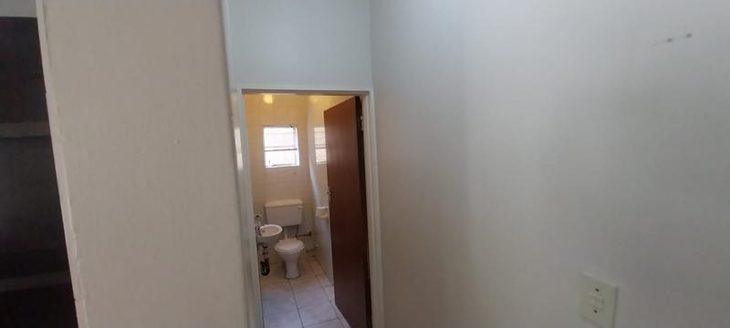 5 Bedroom Property for Sale in Wychwood Gauteng