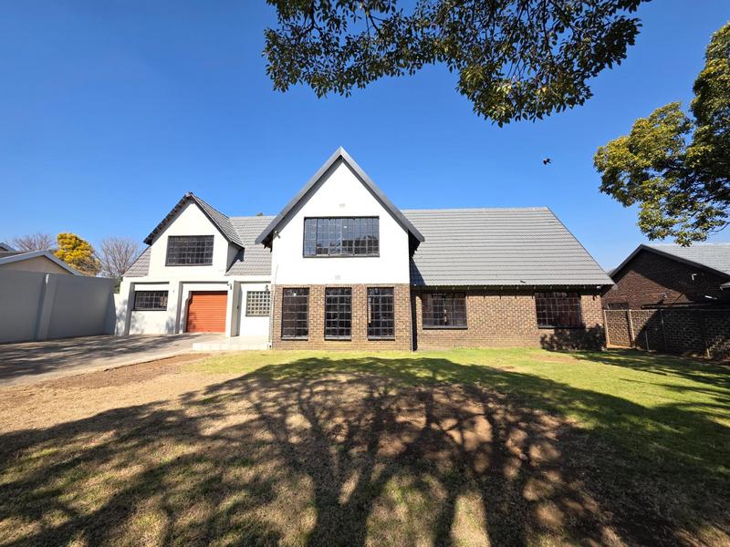 5 Bedroom Property for Sale in Freeway Park Gauteng