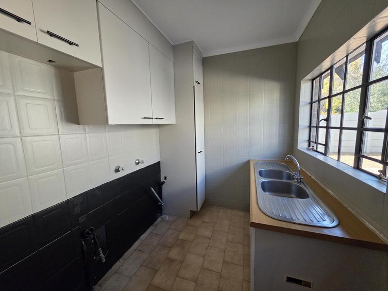 5 Bedroom Property for Sale in Freeway Park Gauteng