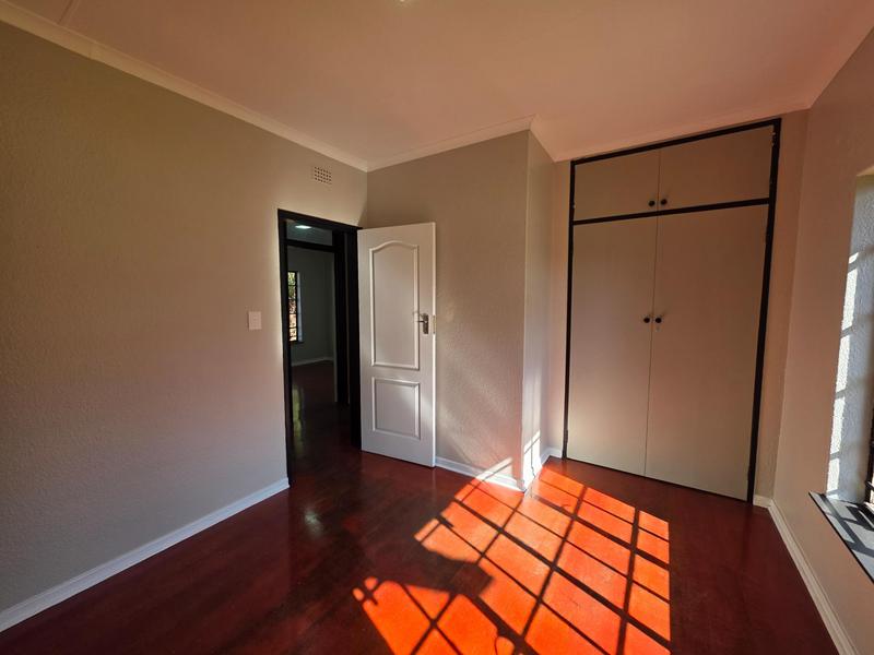 5 Bedroom Property for Sale in Freeway Park Gauteng