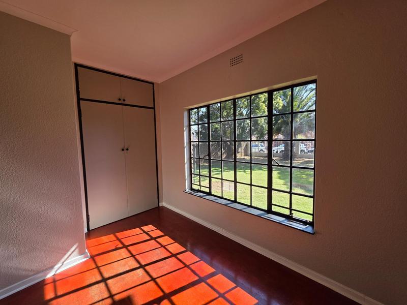 5 Bedroom Property for Sale in Freeway Park Gauteng
