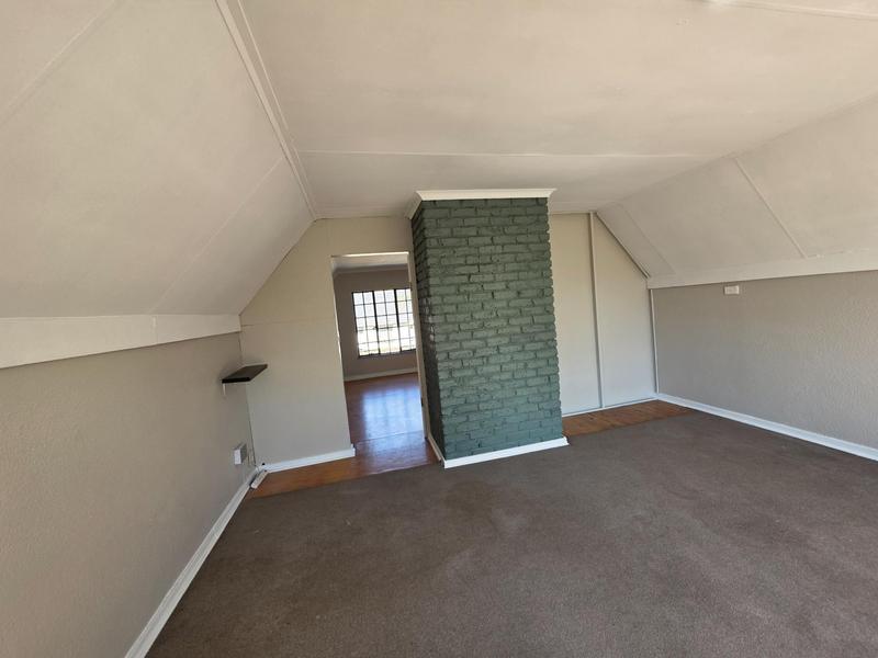 5 Bedroom Property for Sale in Freeway Park Gauteng