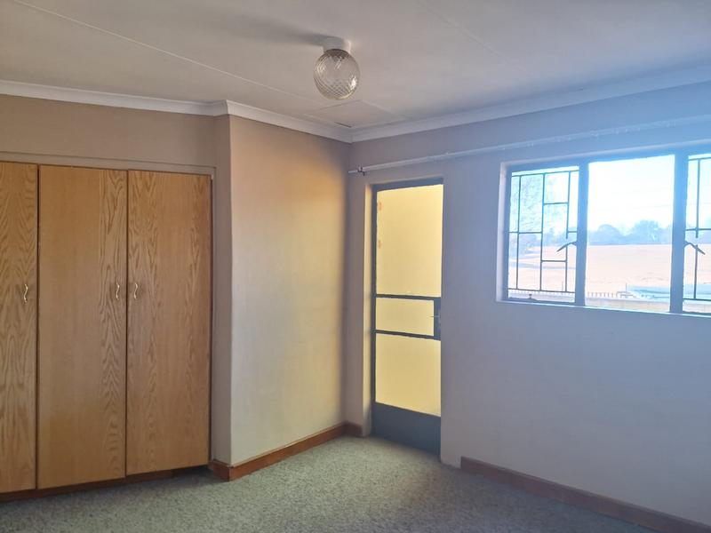 To Let 4 Bedroom Property for Rent in Dalpark Gauteng