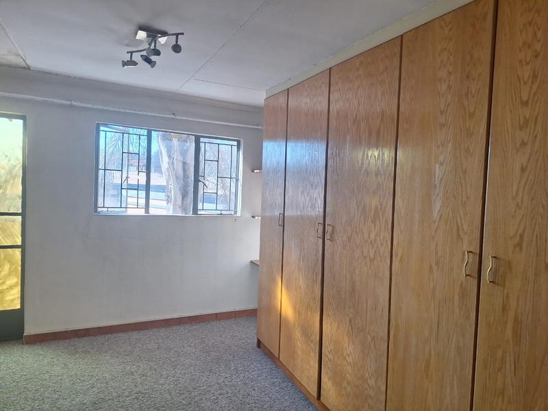 To Let 4 Bedroom Property for Rent in Dalpark Gauteng