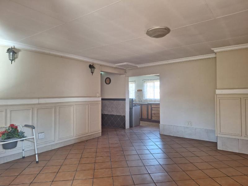 To Let 4 Bedroom Property for Rent in Dalpark Gauteng
