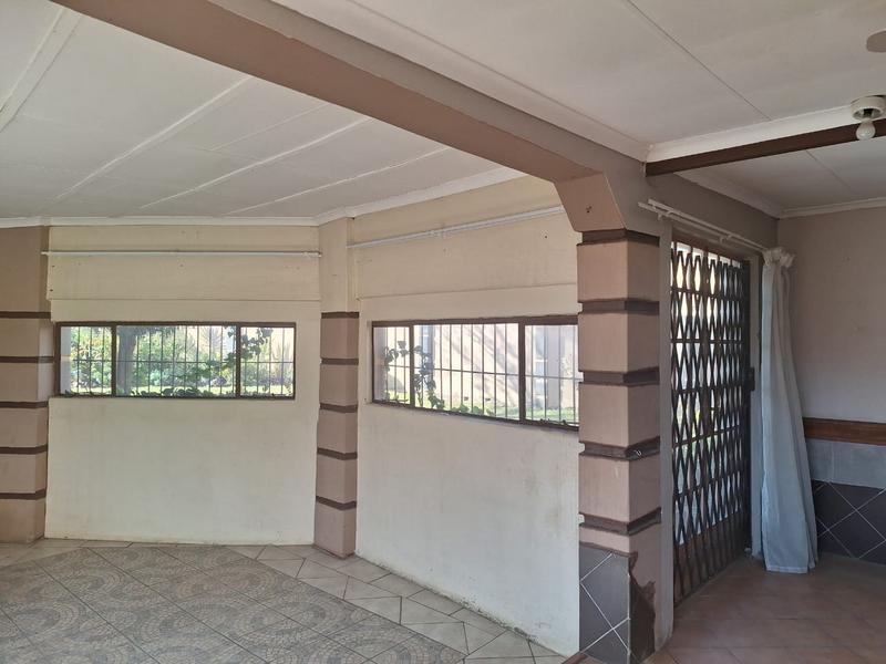 To Let 4 Bedroom Property for Rent in Dalpark Gauteng