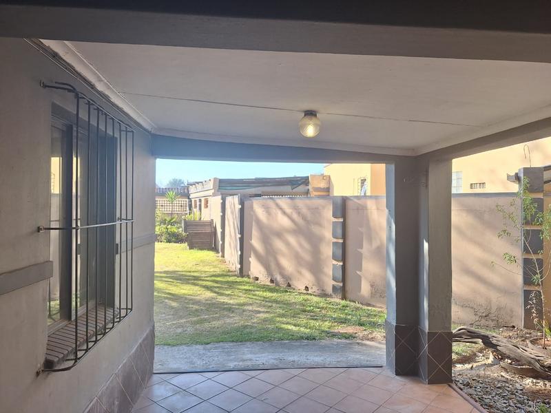 To Let 4 Bedroom Property for Rent in Dalpark Gauteng
