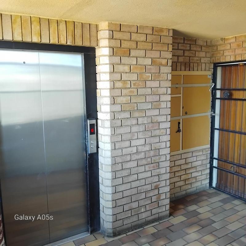 2 Bedroom Property for Sale in Pretoria Central Gauteng