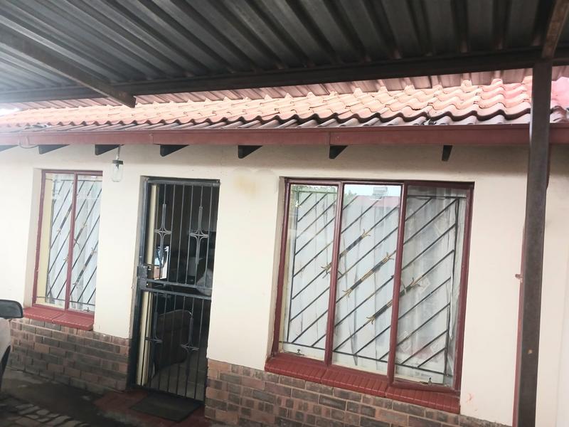 4 Bedroom Property for Sale in Tembisa Gauteng