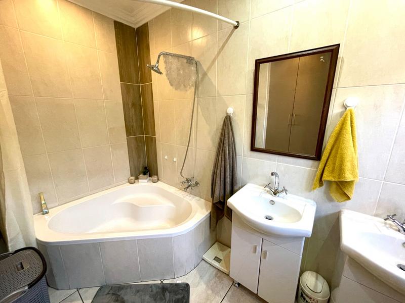 3 Bedroom Property for Sale in Chancliff Ridge Gauteng