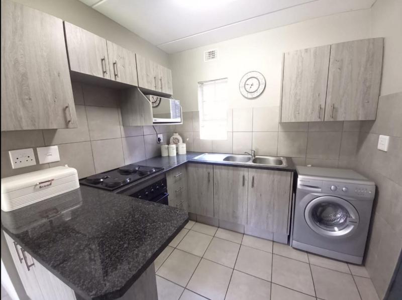 2 Bedroom Property for Sale in Montana Tuine Gauteng