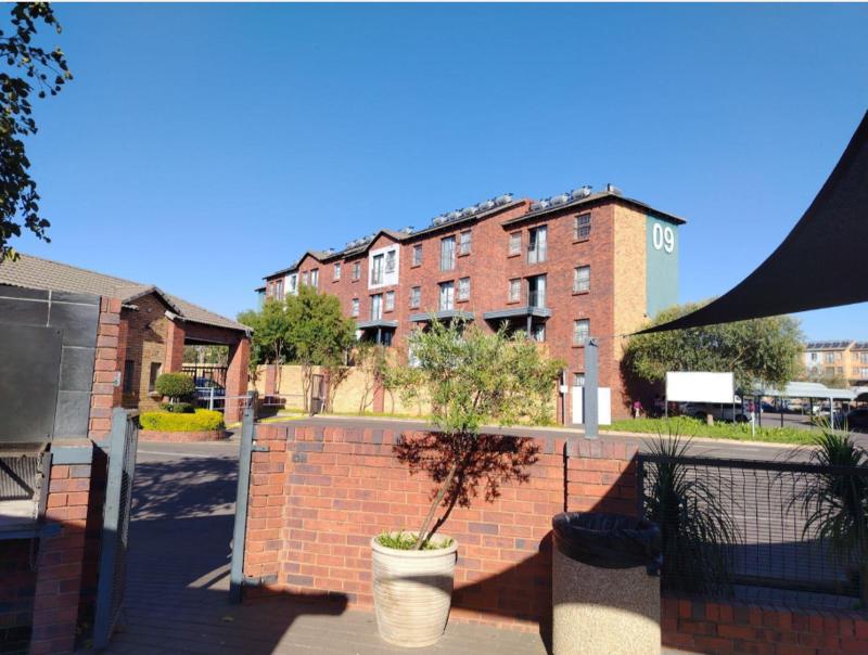 2 Bedroom Property for Sale in Montana Tuine Gauteng