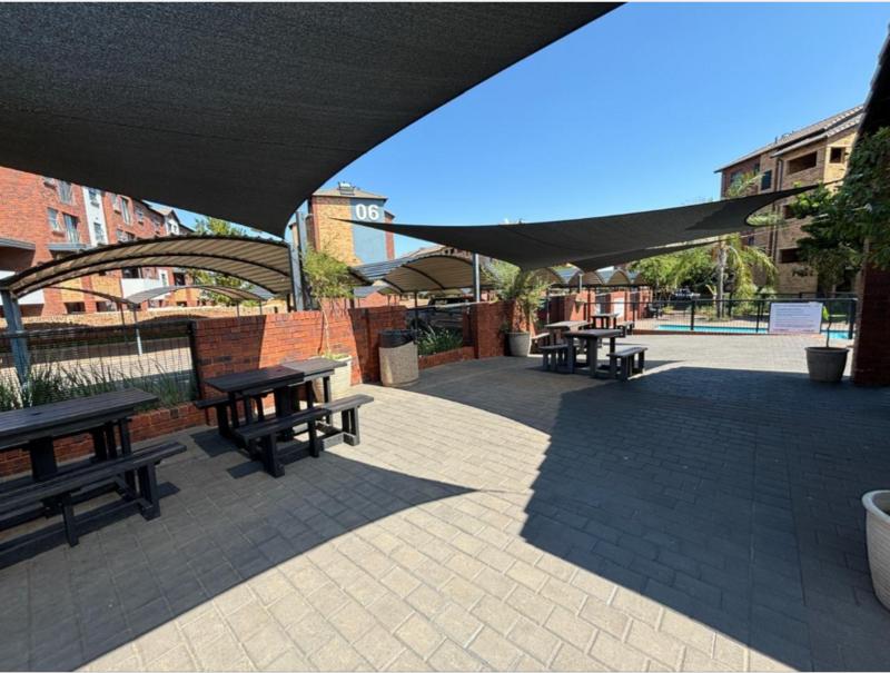 2 Bedroom Property for Sale in Montana Tuine Gauteng